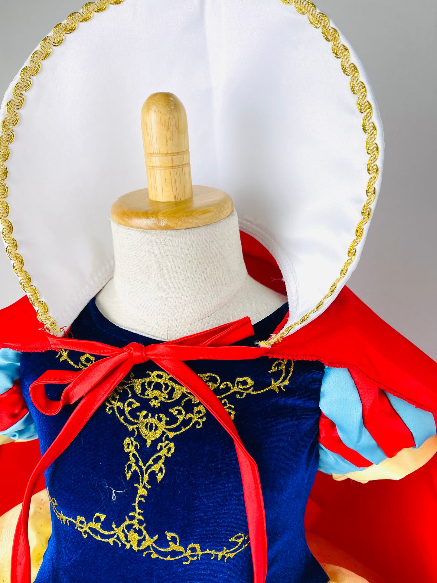 Snow White princess costume dress