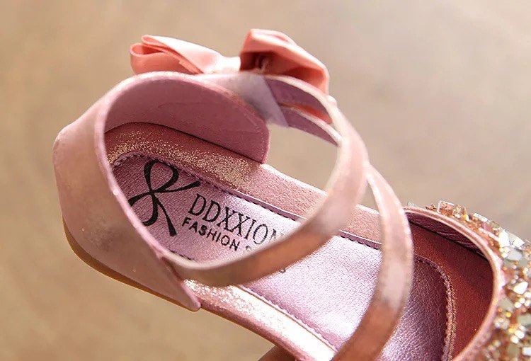 Layla crystal shoe- flat heel