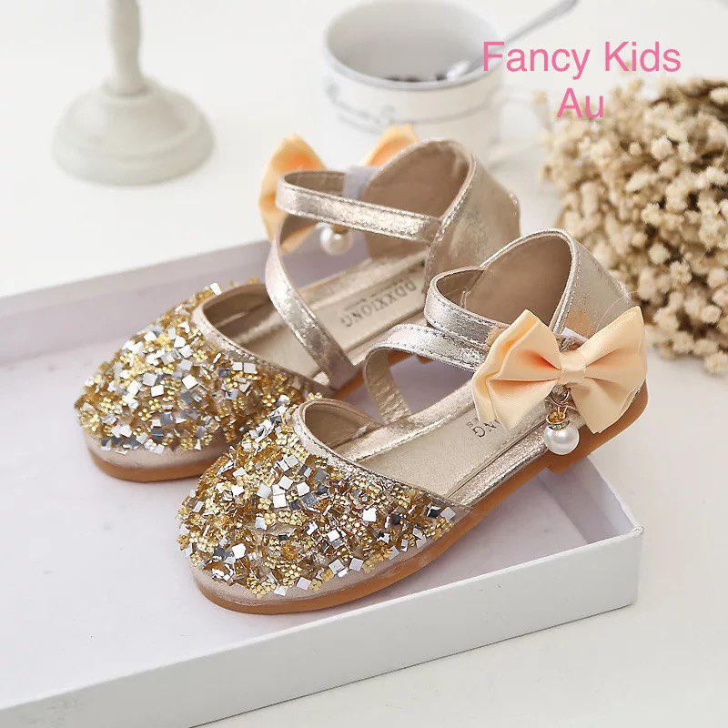 Layla crystal shoe- flat heel