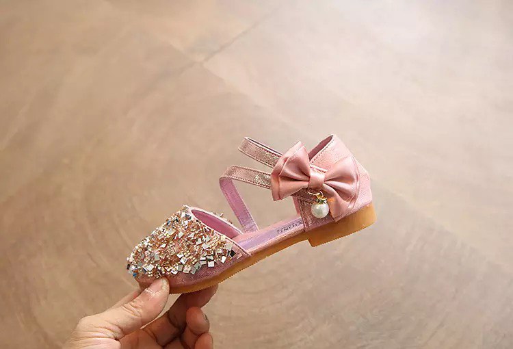 Layla crystal shoe- flat heel