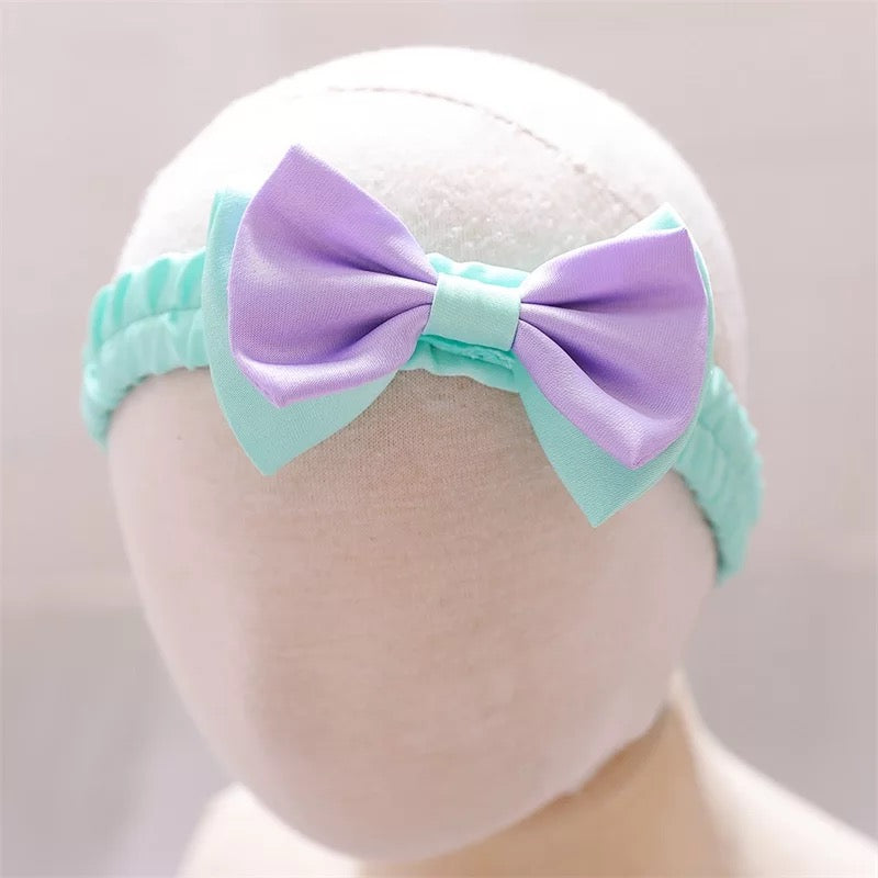 Fancy bow green dress