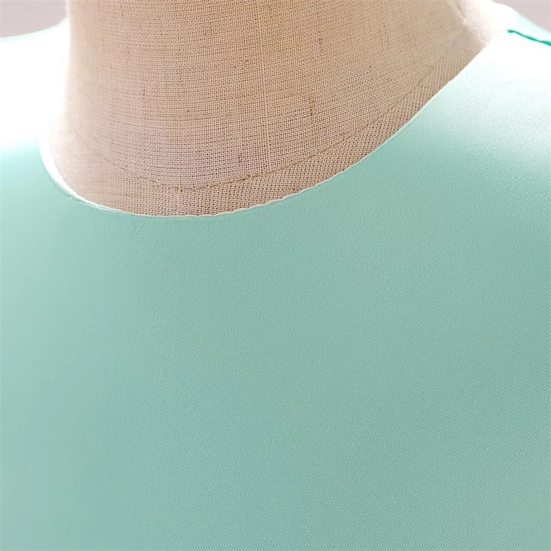 Fancy bow green dress